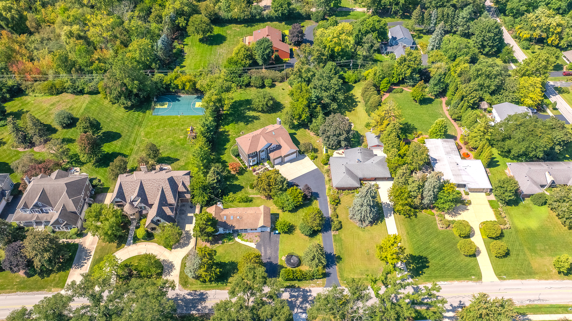 4522 Lee Avenue, Downers Grove, IL 60515