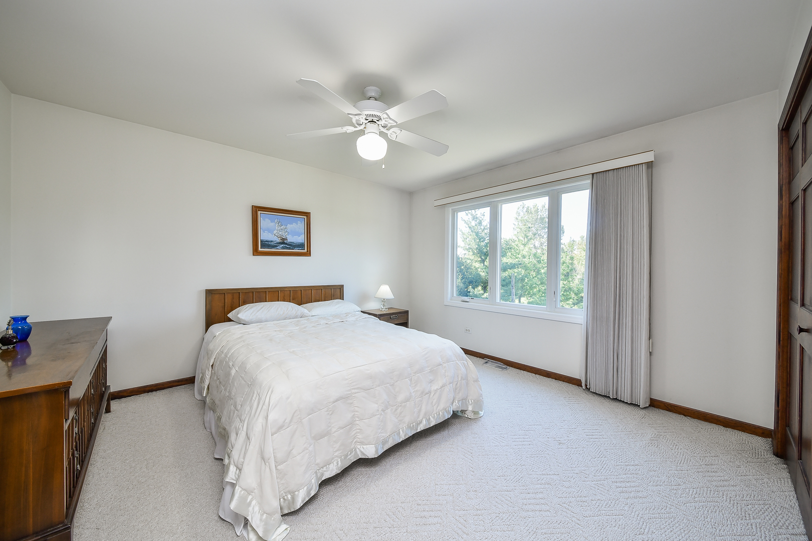 4522 Lee Avenue, Downers Grove, IL 60515