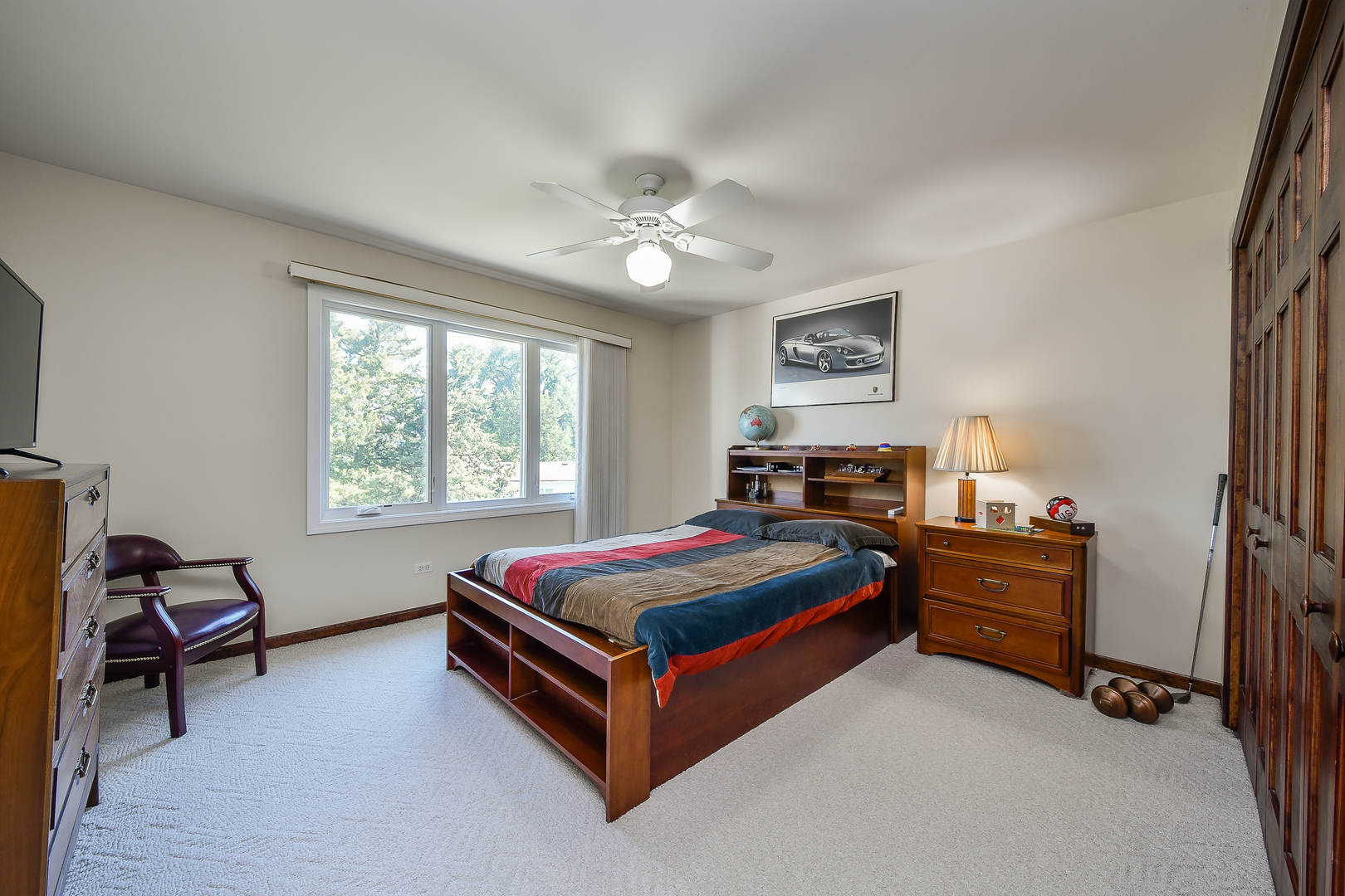 4522 Lee Avenue, Downers Grove, IL 60515