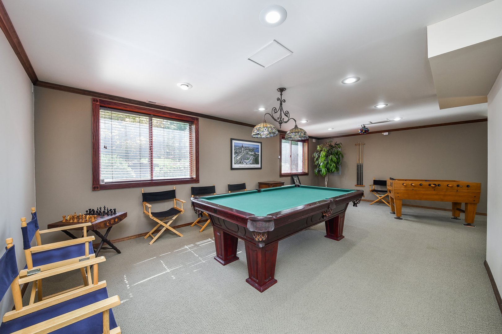 4522 Lee Avenue, Downers Grove, IL 60515