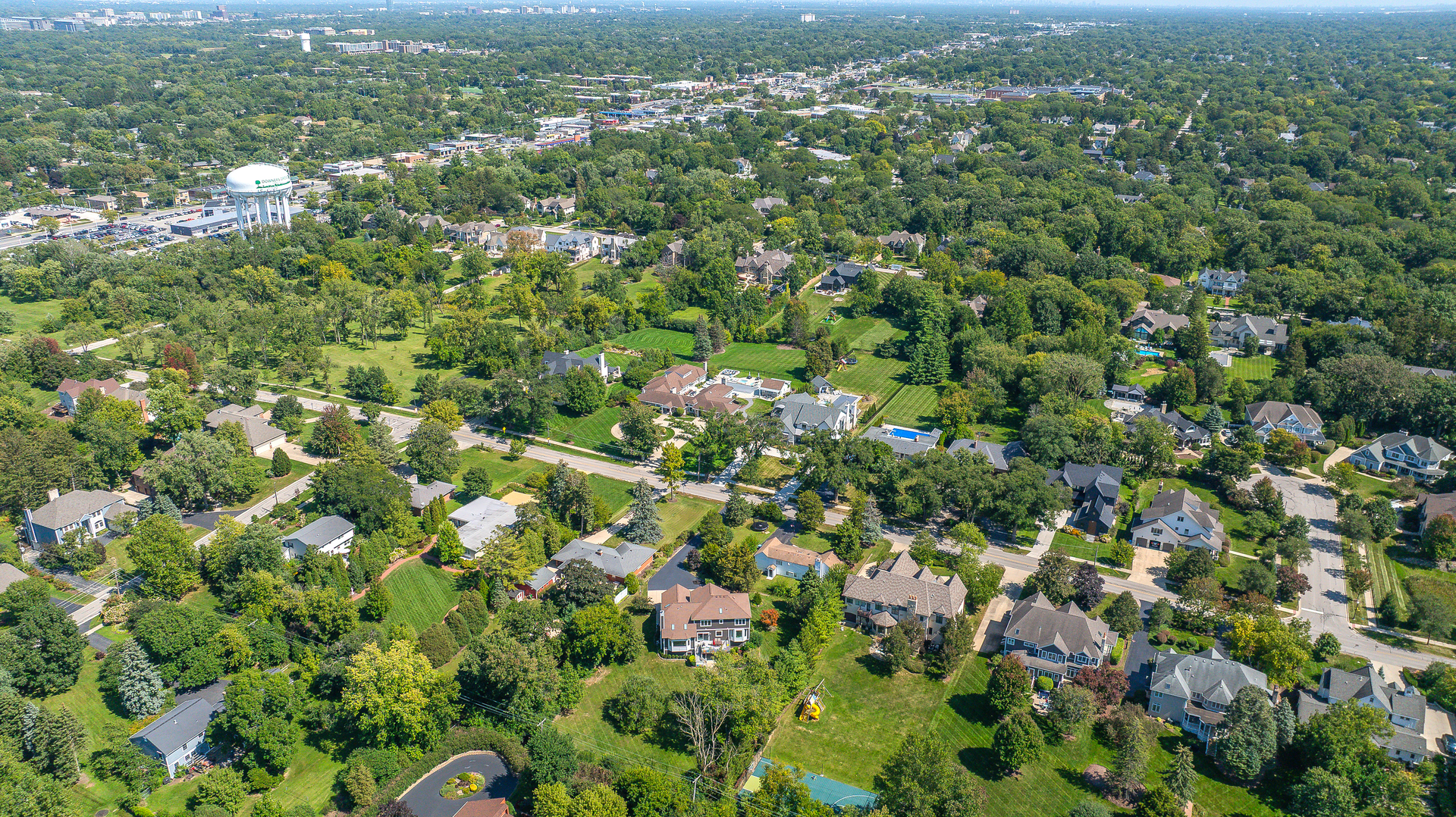 4522 Lee Avenue, Downers Grove, IL 60515