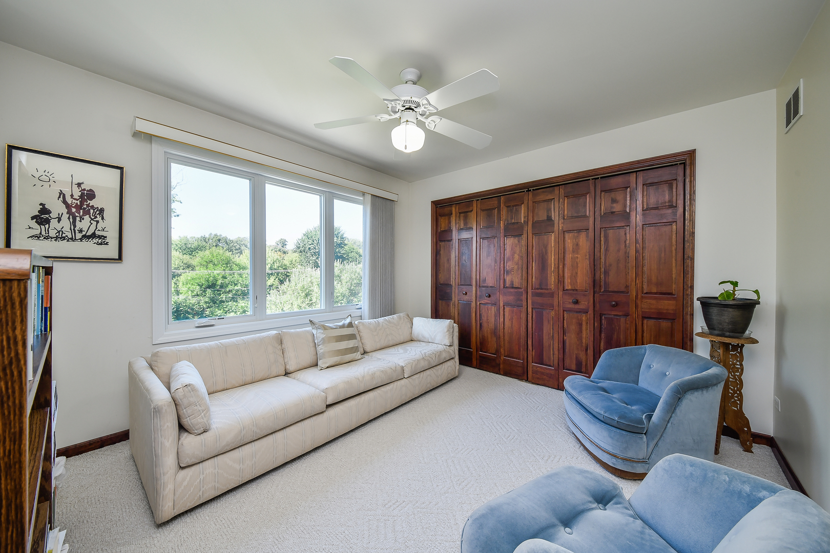 4522 Lee Avenue, Downers Grove, IL 60515