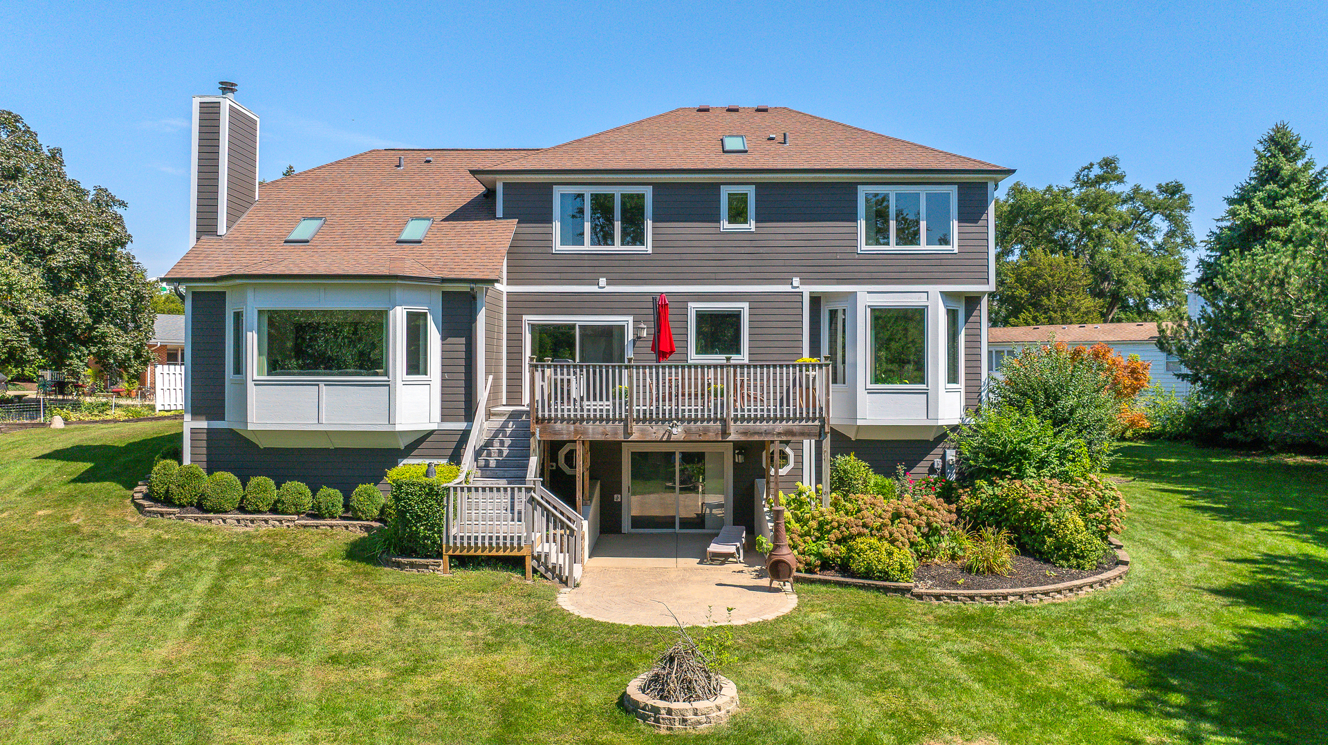 4522 Lee Avenue, Downers Grove, IL 60515