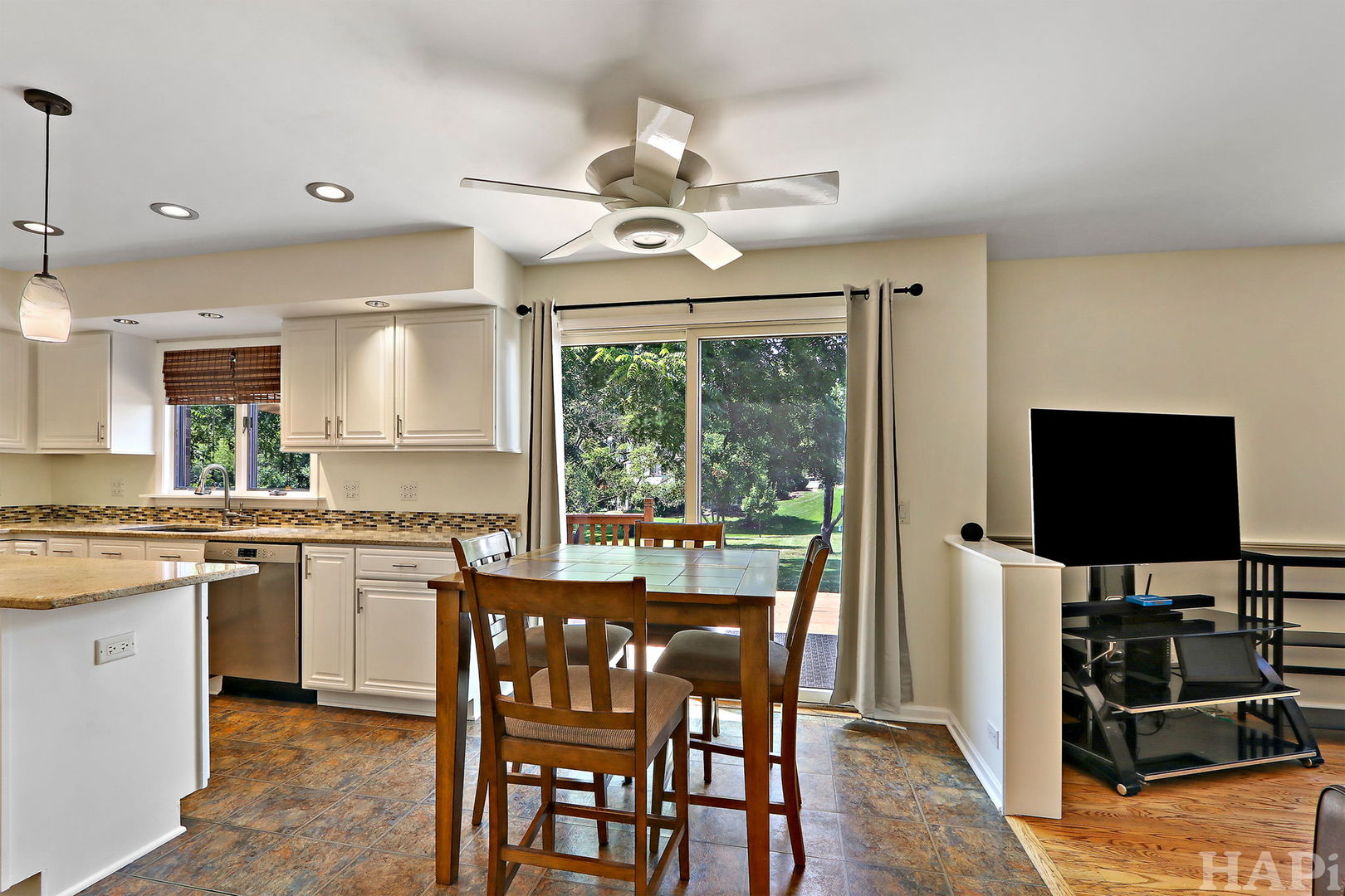 260 N Clyde Avenue, Palatine, IL 60067