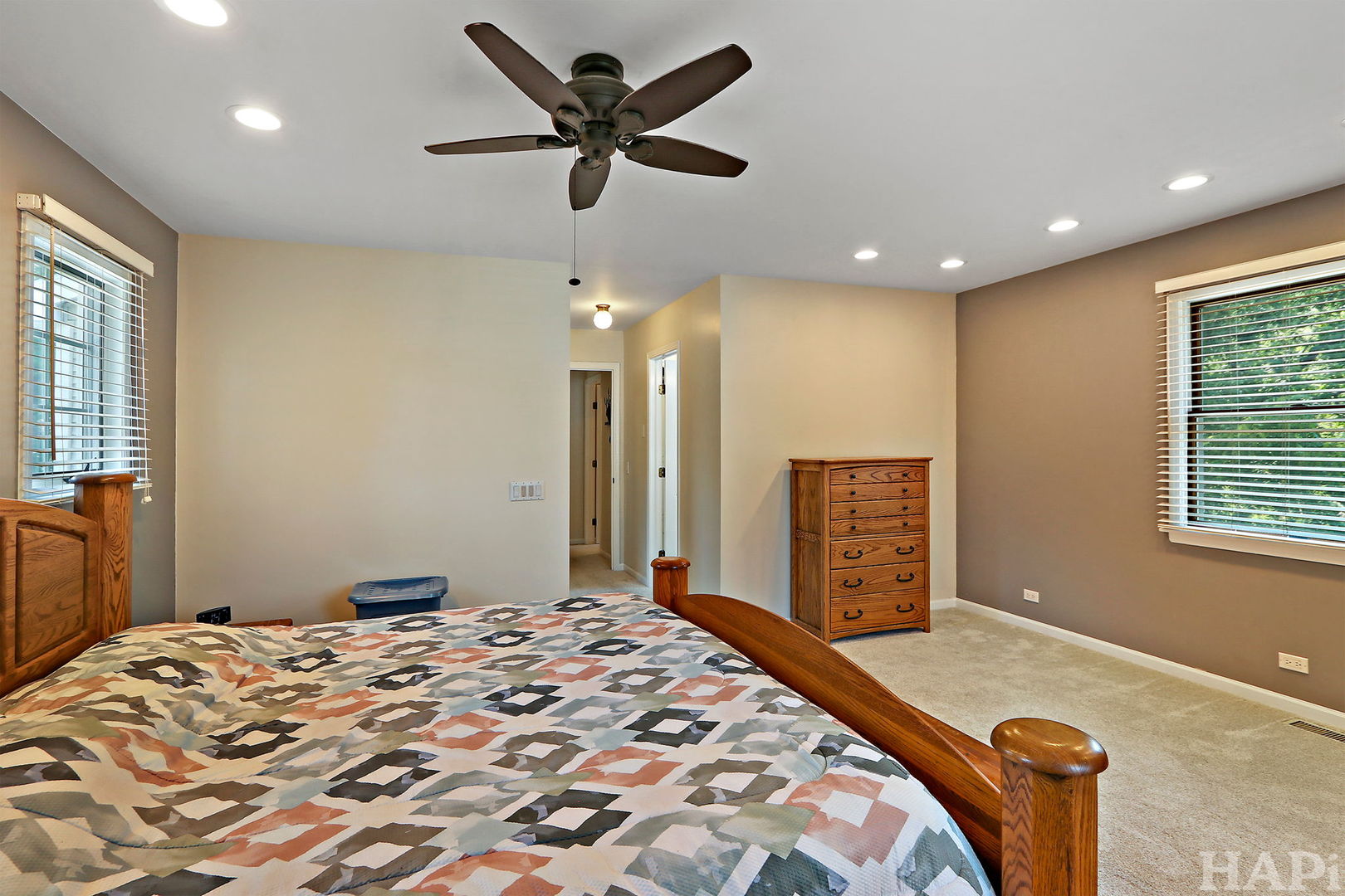 260 N Clyde Avenue, Palatine, IL 60067