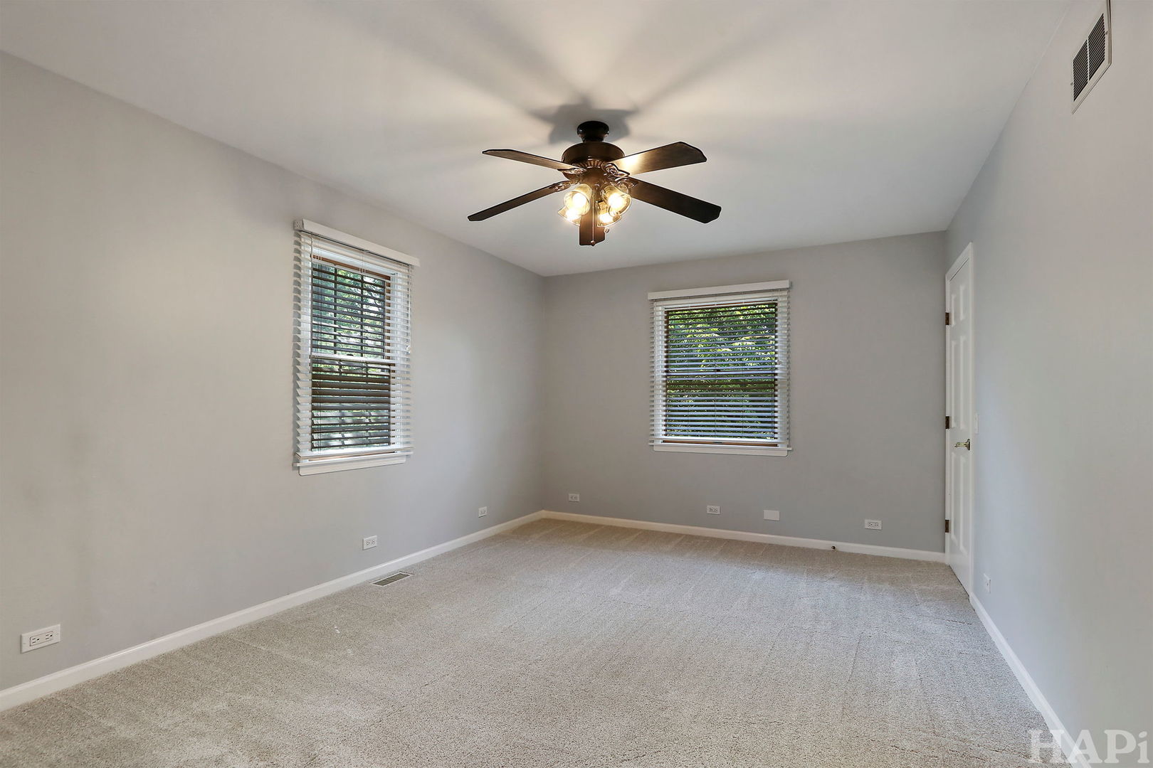 260 N Clyde Avenue, Palatine, IL 60067