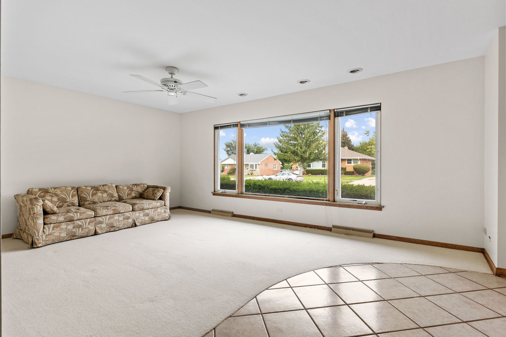 1242 Heidorn Avenue, Westchester, IL 60154