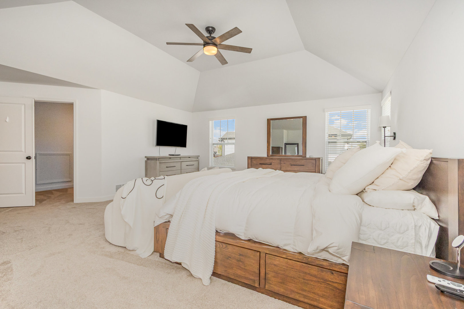 26526 S Justin Drive, Channahon, IL 60410