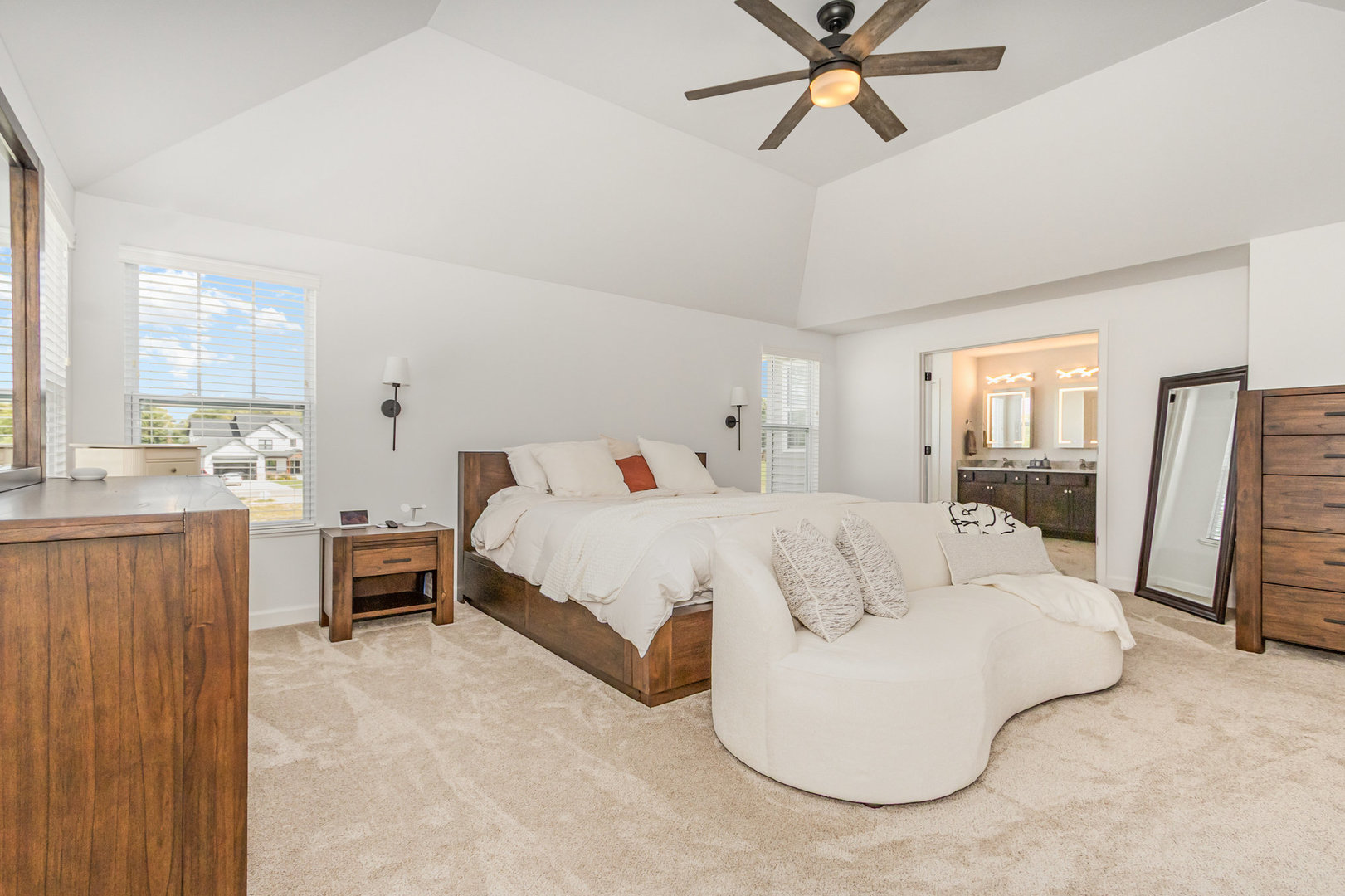 26526 S Justin Drive, Channahon, IL 60410
