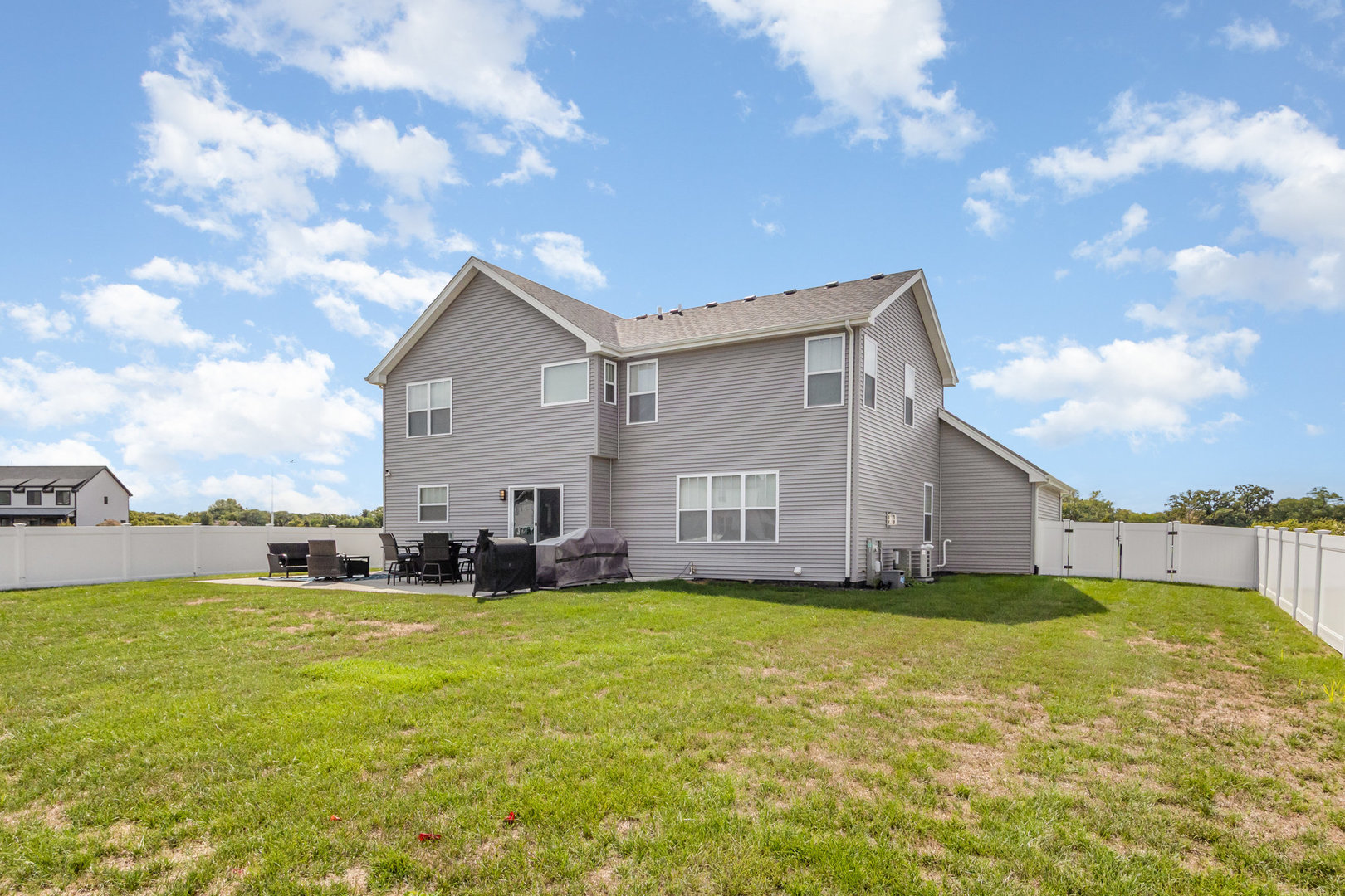 26526 S Justin Drive, Channahon, IL 60410