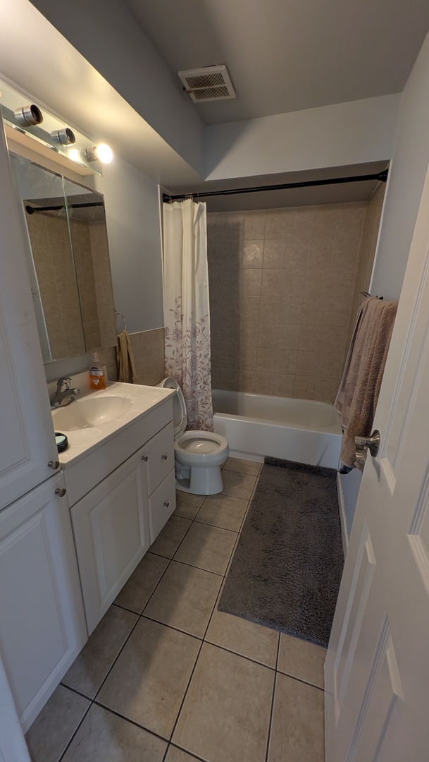 1201 PLEASANT RUN Drive #312, Wheeling, IL 60090