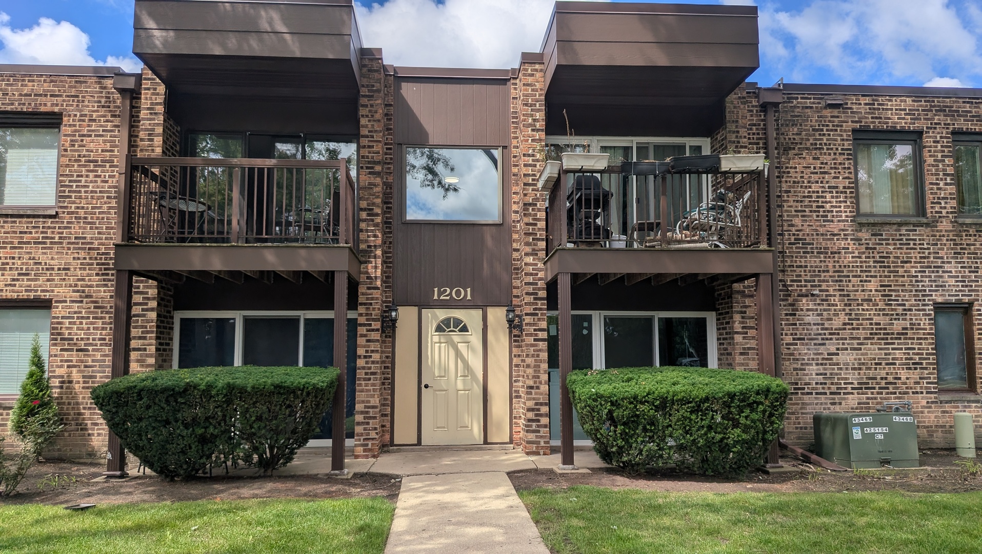 1201 PLEASANT RUN Drive #312, Wheeling, IL 60090