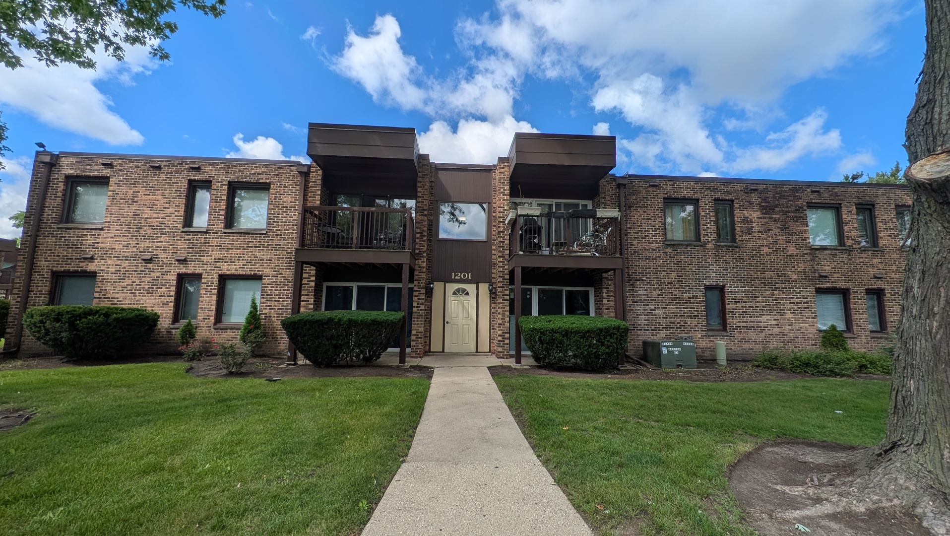 1201 PLEASANT RUN Drive #312, Wheeling, IL 60090