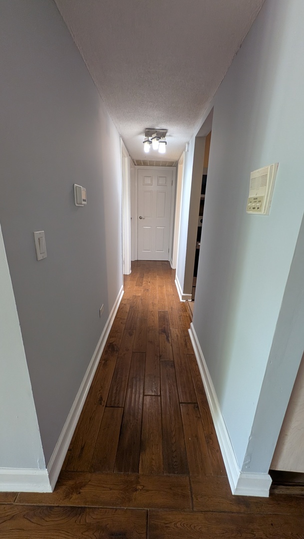 1201 PLEASANT RUN Drive #312, Wheeling, IL 60090