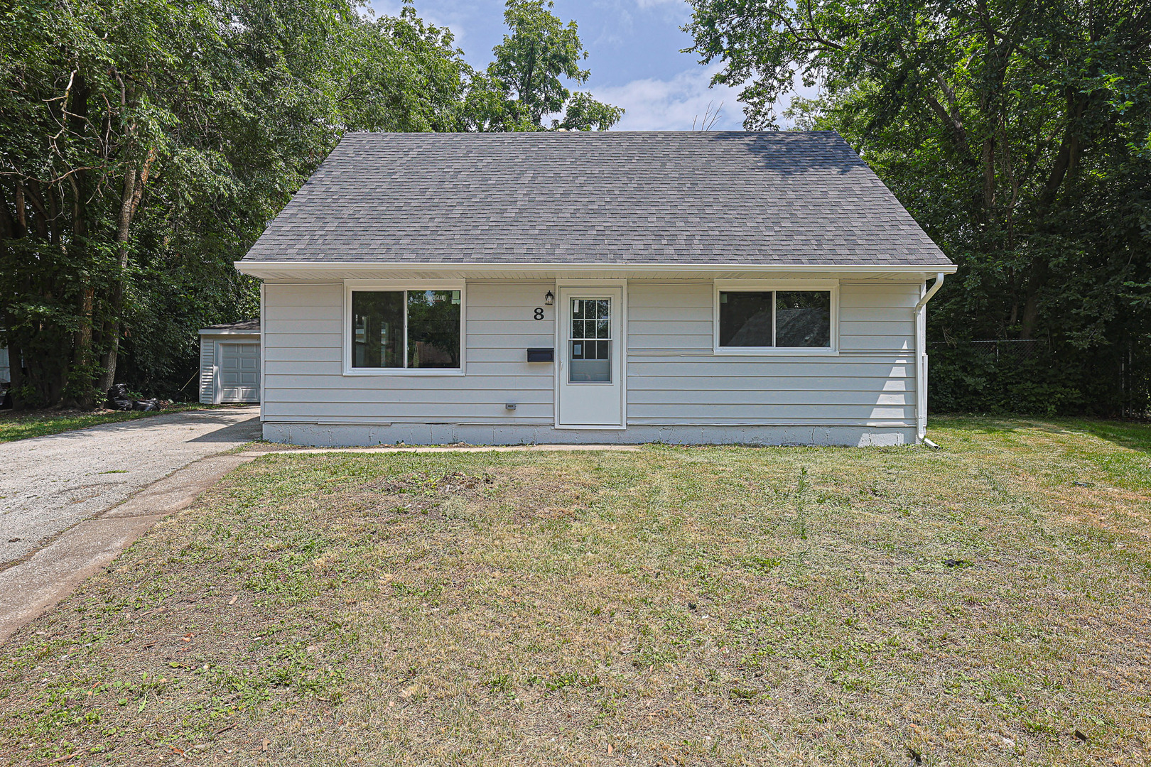 8 ALLEGHENY Court, Park Forest, IL 60466
