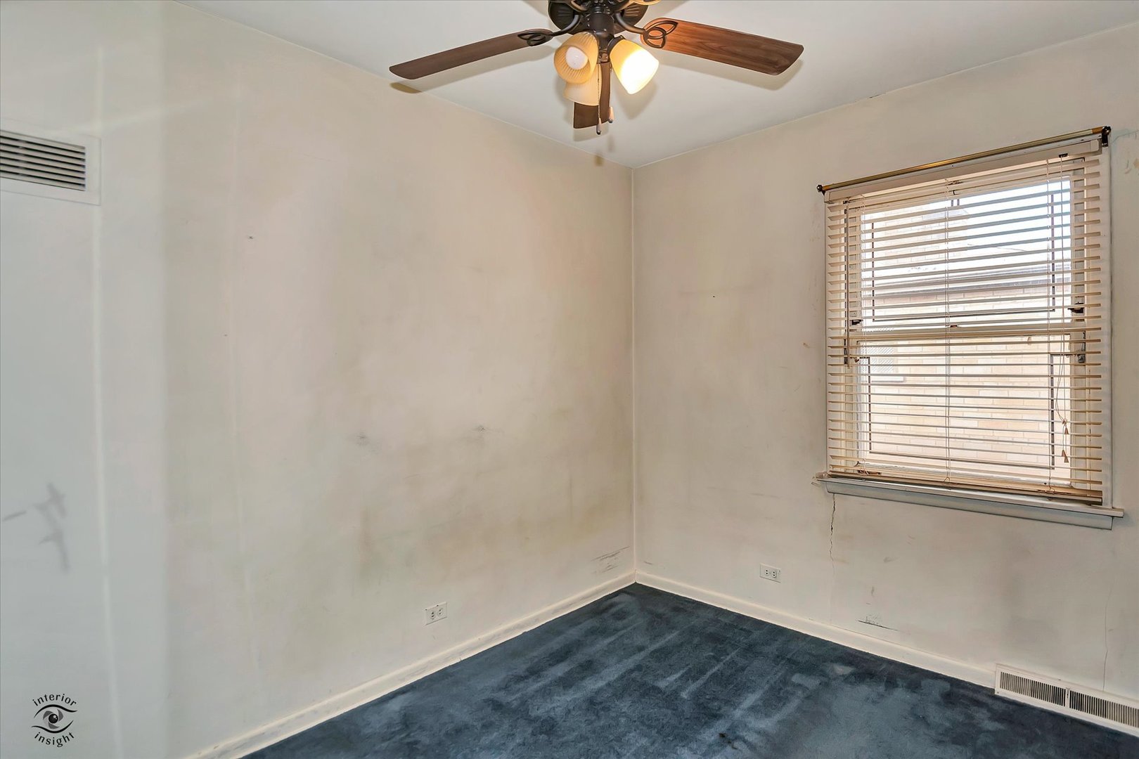 9139 S Oakley Avenue, Chicago, IL 60643