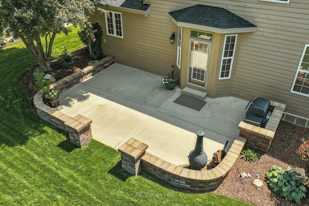 2409 Brookridge Drive, Plainfield, IL 60586