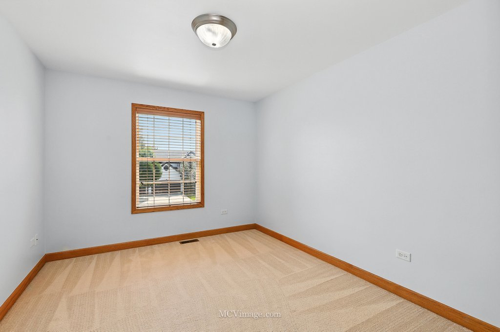 2409 Brookridge Drive, Plainfield, IL 60586