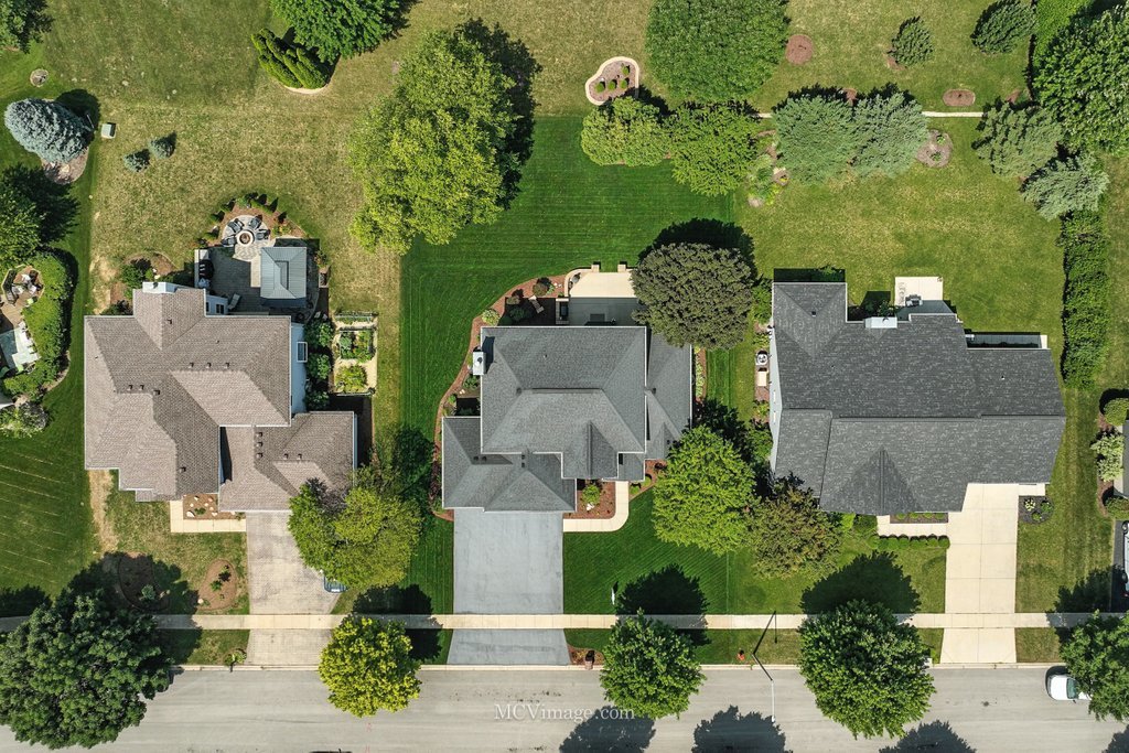 2409 Brookridge Drive, Plainfield, IL 60586