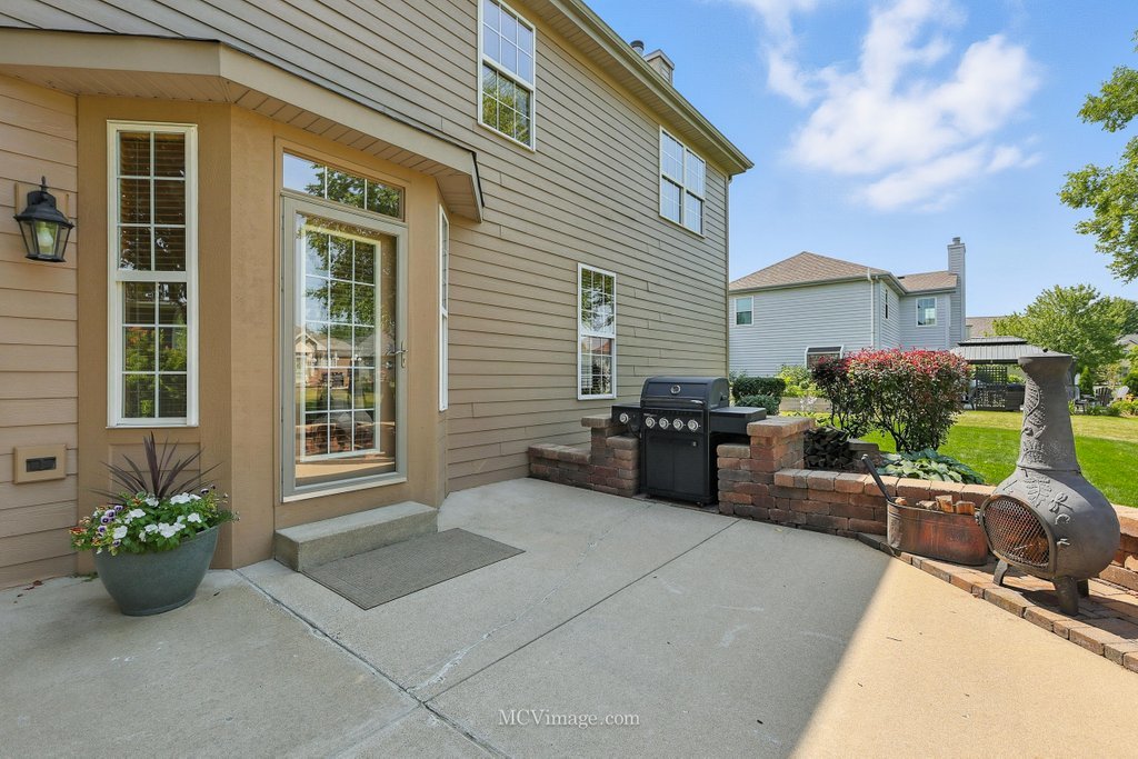 2409 Brookridge Drive, Plainfield, IL 60586