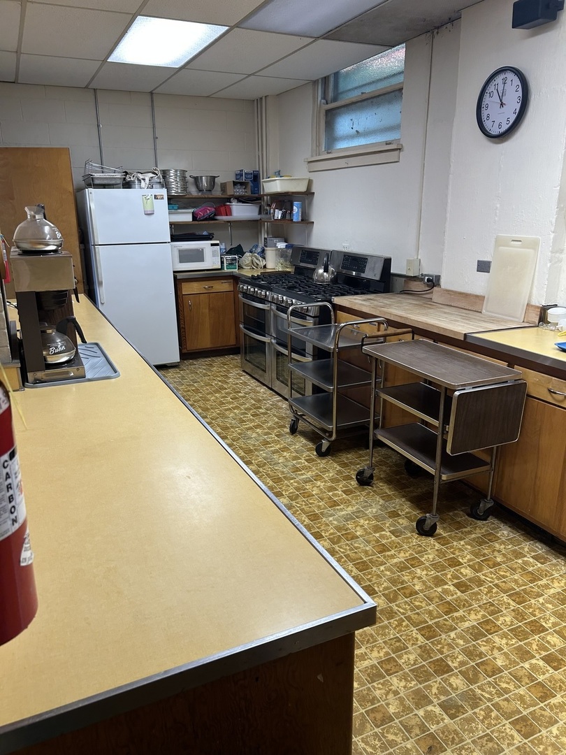 404 N President Street, Wheaton, IL 60187