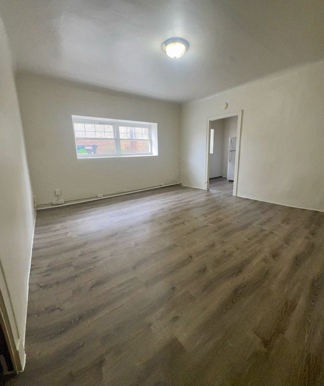3302 Kenilworth Avenue #103, Berwyn, IL 60402
