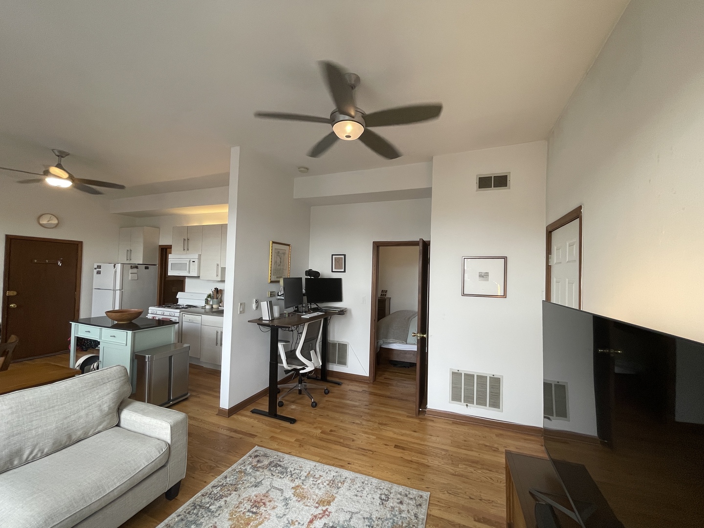 1237 N Noble Street #3R, Chicago, IL 60642