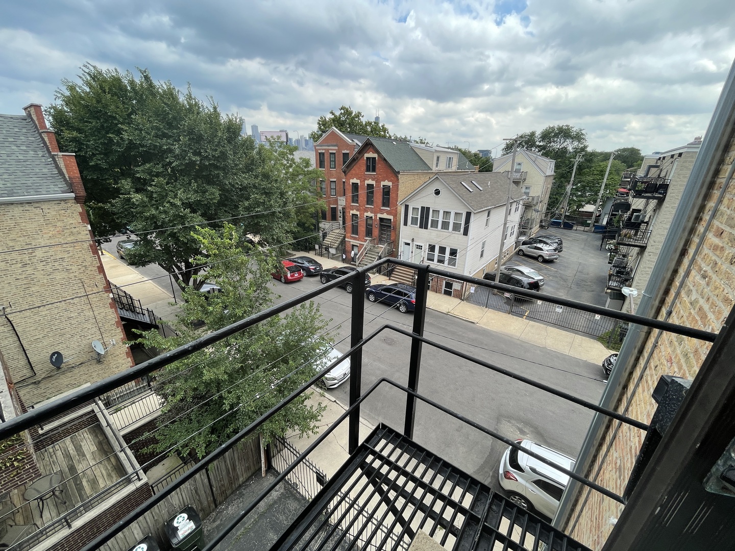 1237 N Noble Street #3R, Chicago, IL 60642