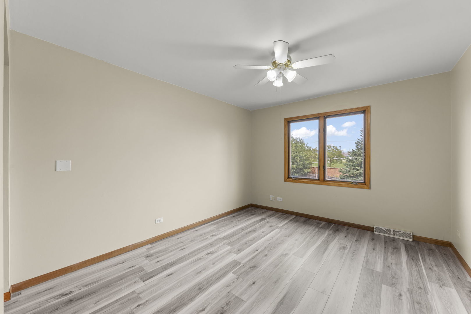 764 Springbrook Lane, Bolingbrook, IL 60490