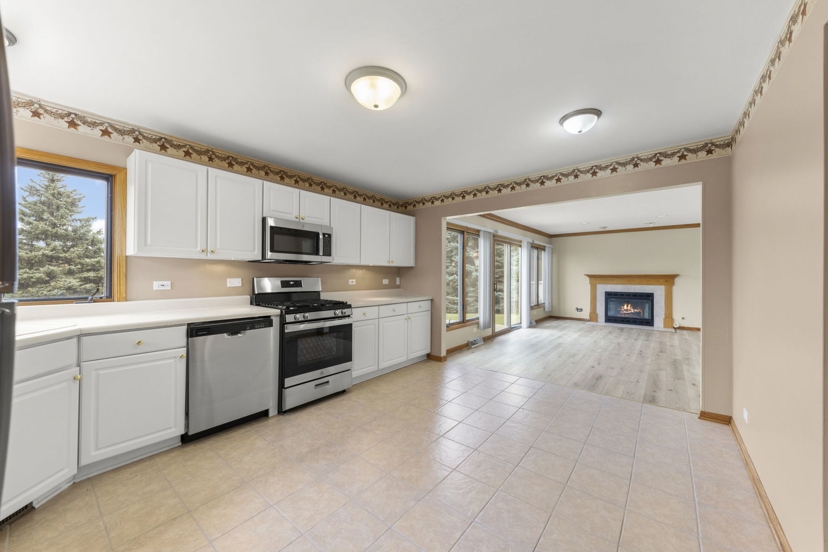 764 Springbrook Lane, Bolingbrook, IL 60490