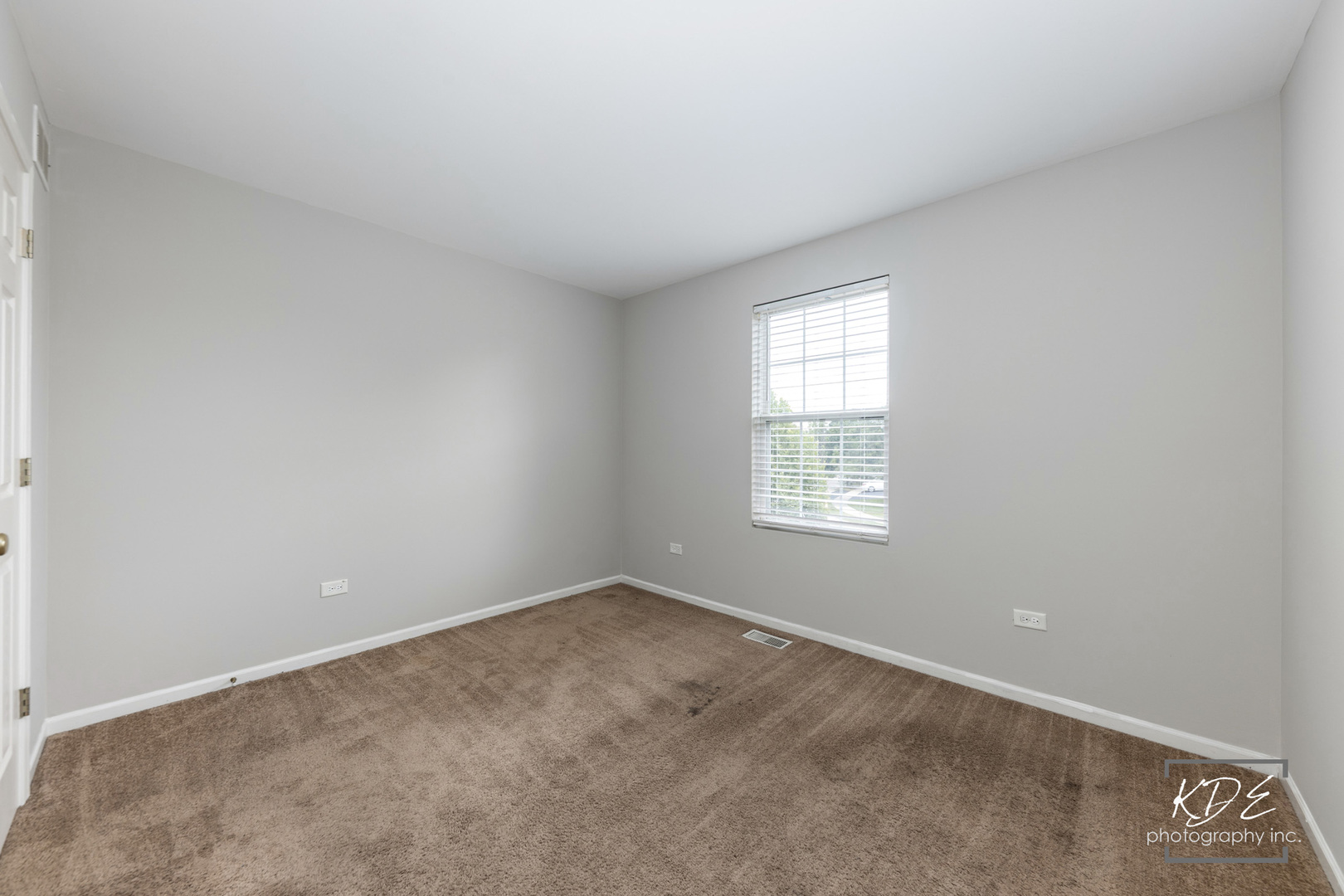 558 Pinebrook Drive, Bolingbrook, IL 60490