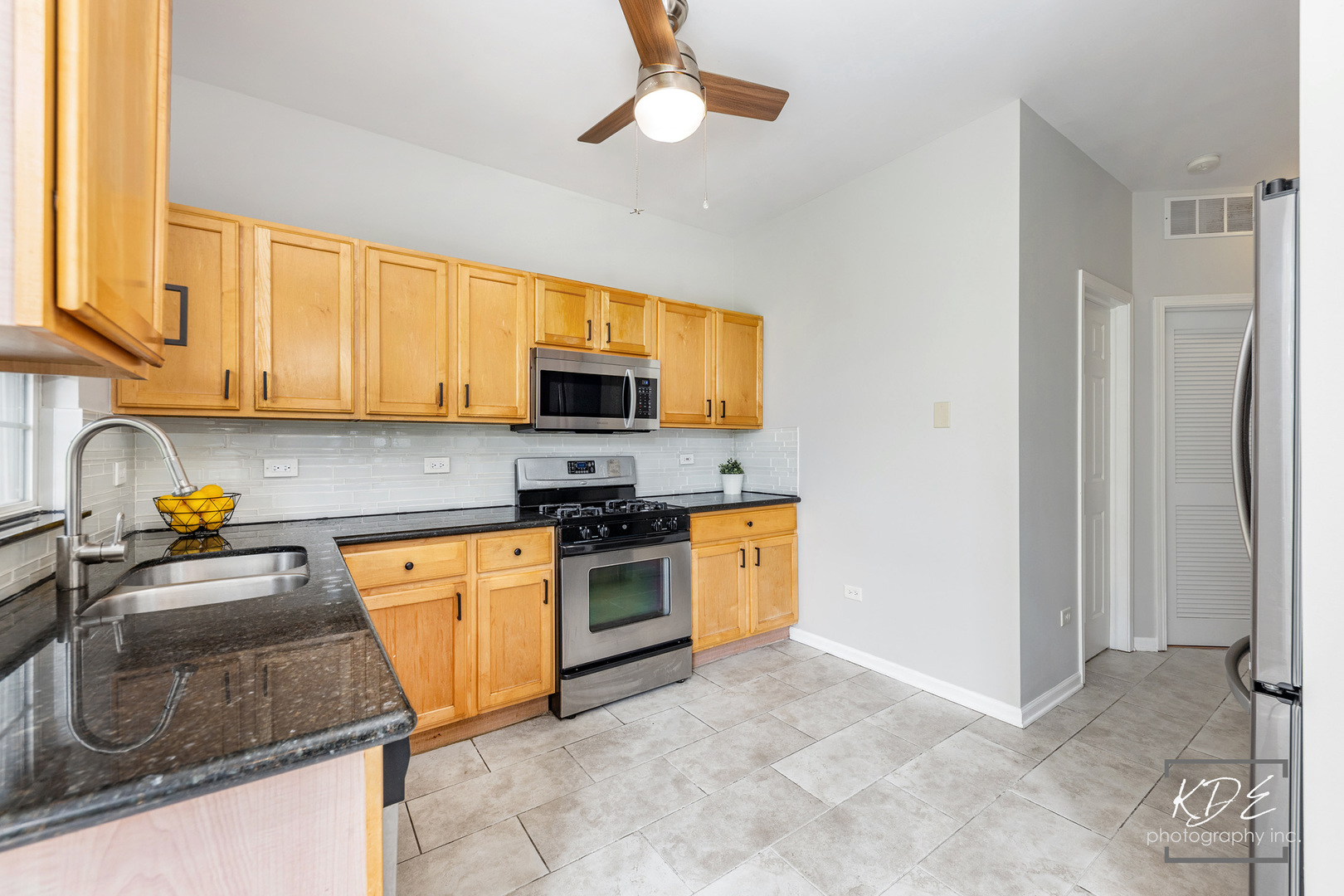 558 Pinebrook Drive, Bolingbrook, IL 60490