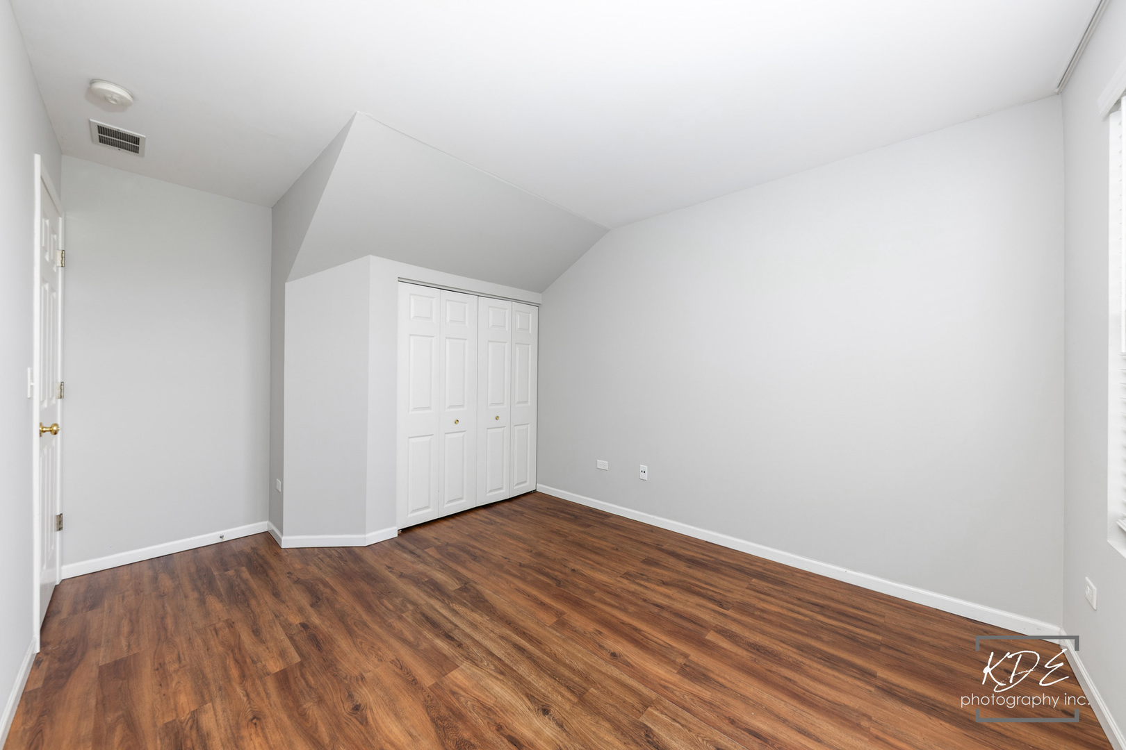 558 Pinebrook Drive, Bolingbrook, IL 60490