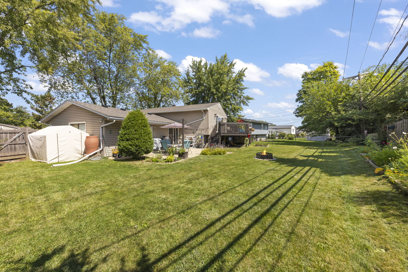219 E Lincoln Avenue, Glendale Heights, IL 60139