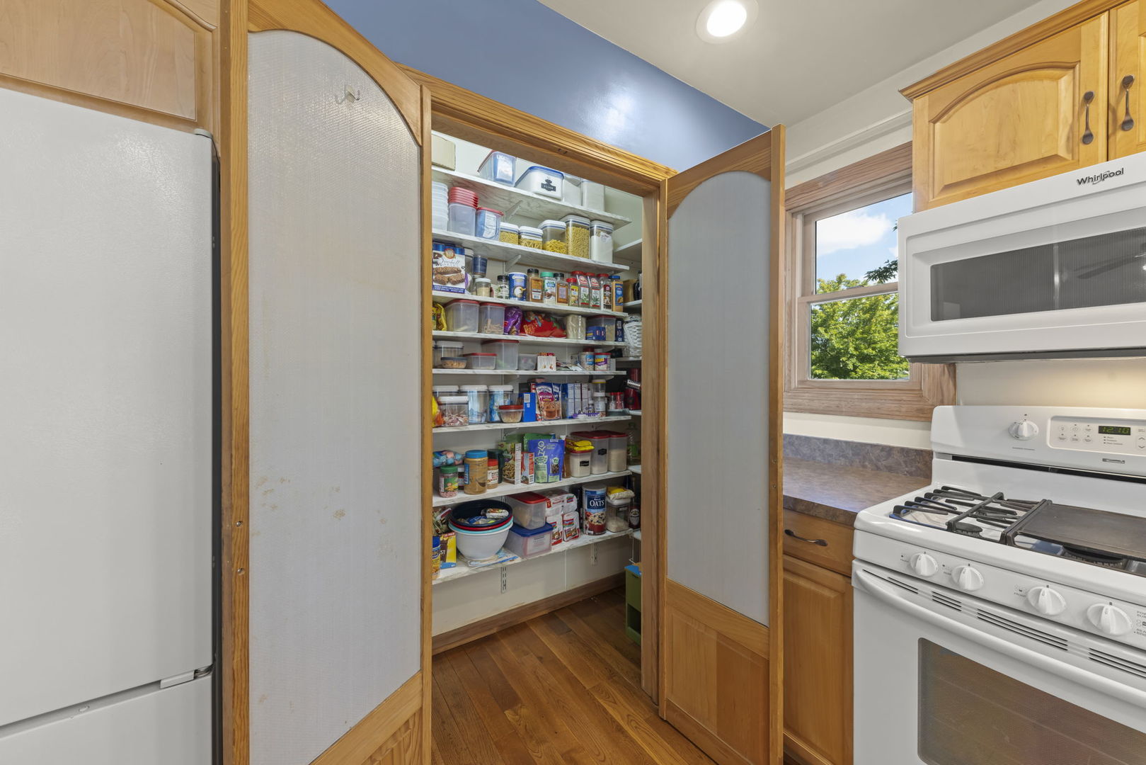 219 E Lincoln Avenue, Glendale Heights, IL 60139