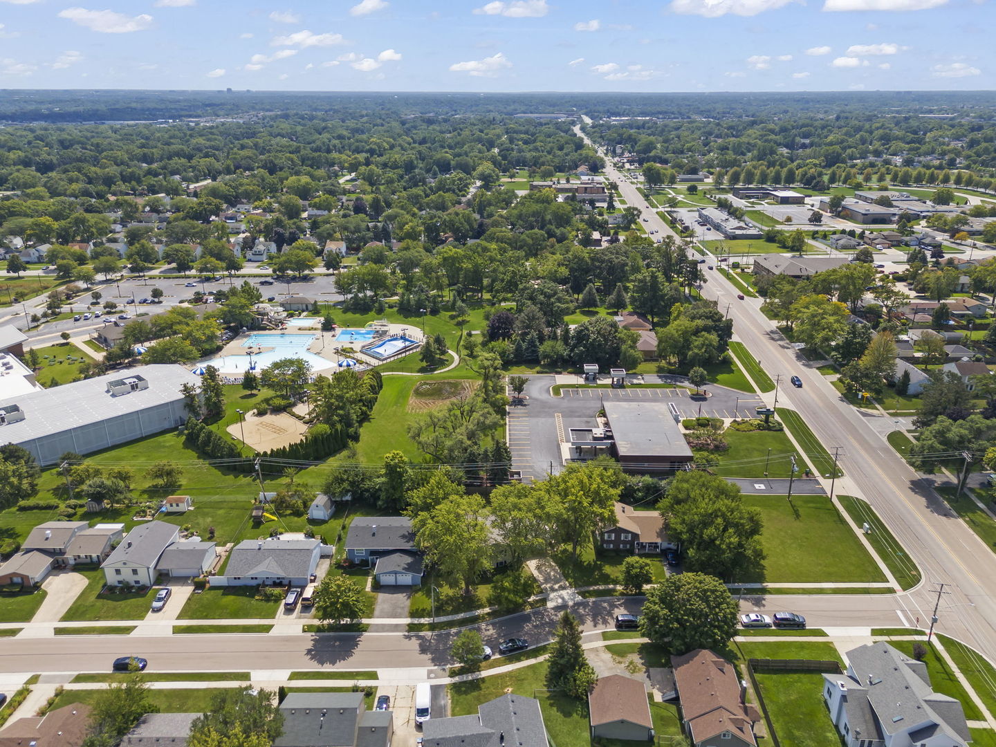 219 E Lincoln Avenue, Glendale Heights, IL 60139