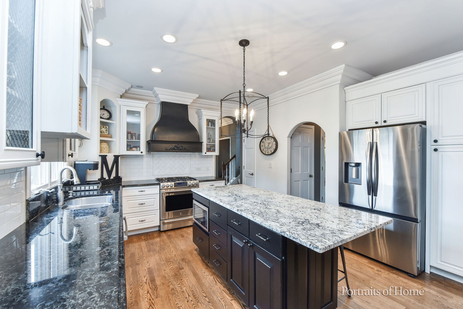 4007 Heron Court, Naperville, IL 60564