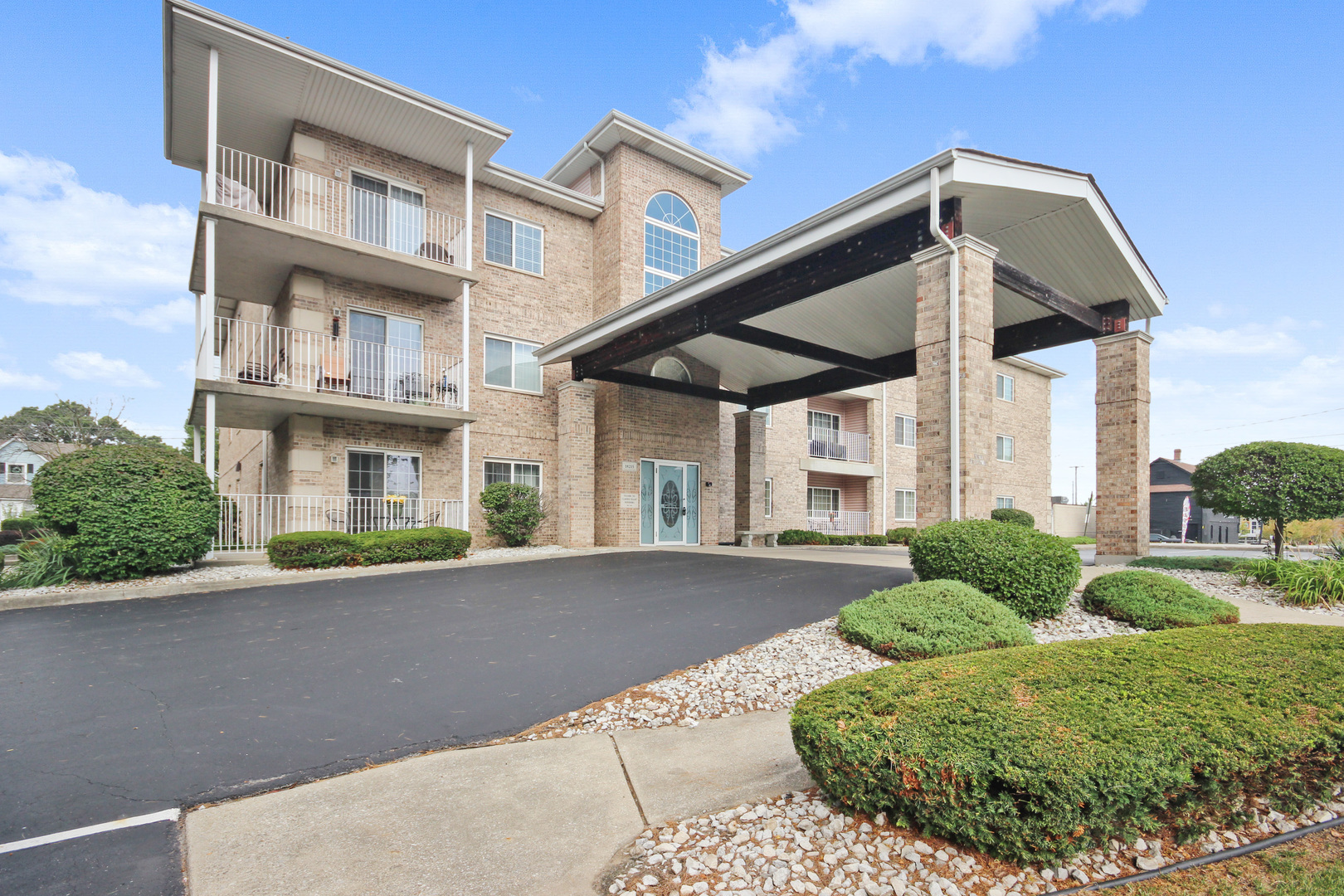 18215 Wentworth Avenue #3B, Lansing, IL 60438