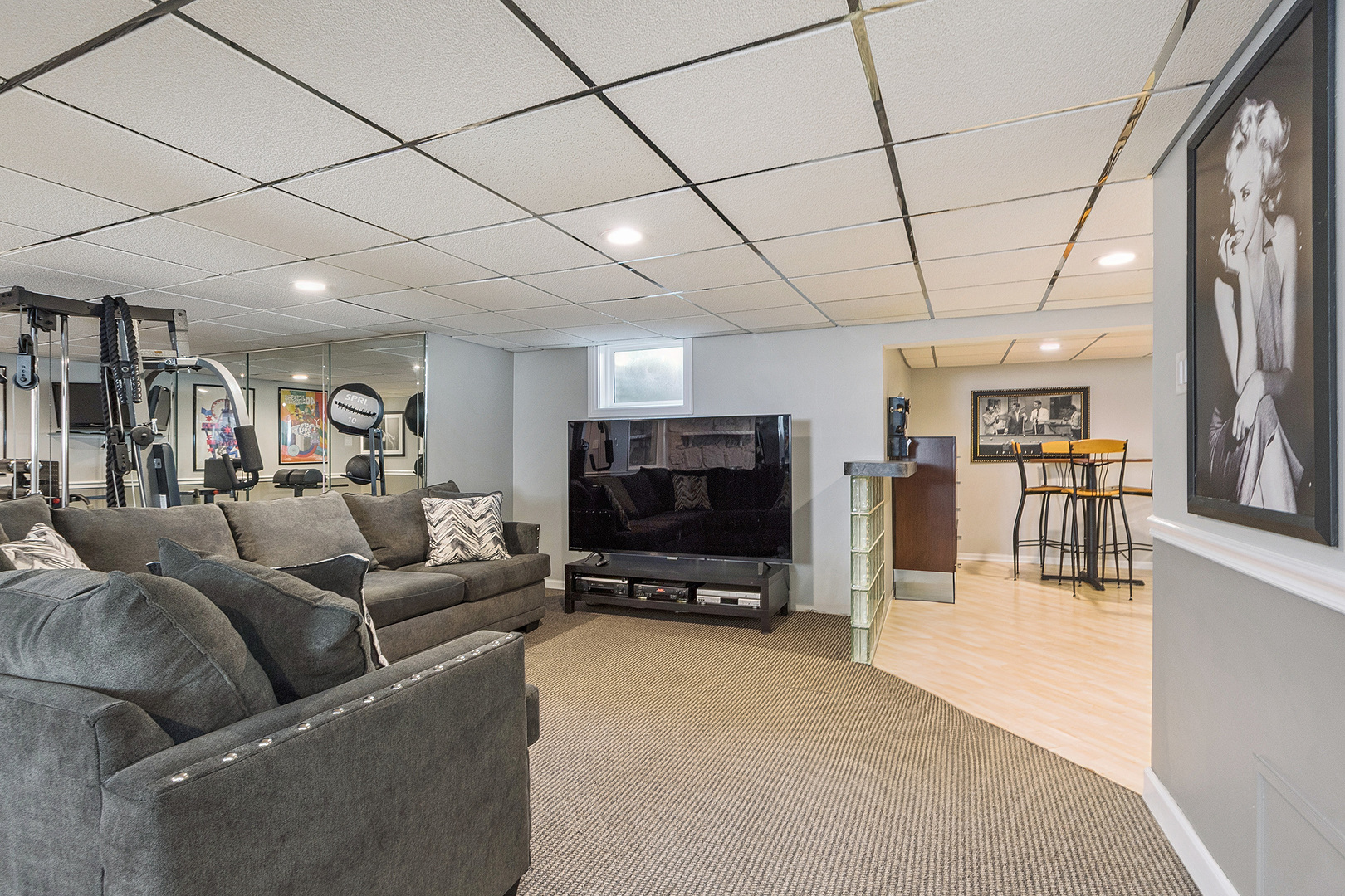 8703 W 123rd Street, Palos Park, IL 60464