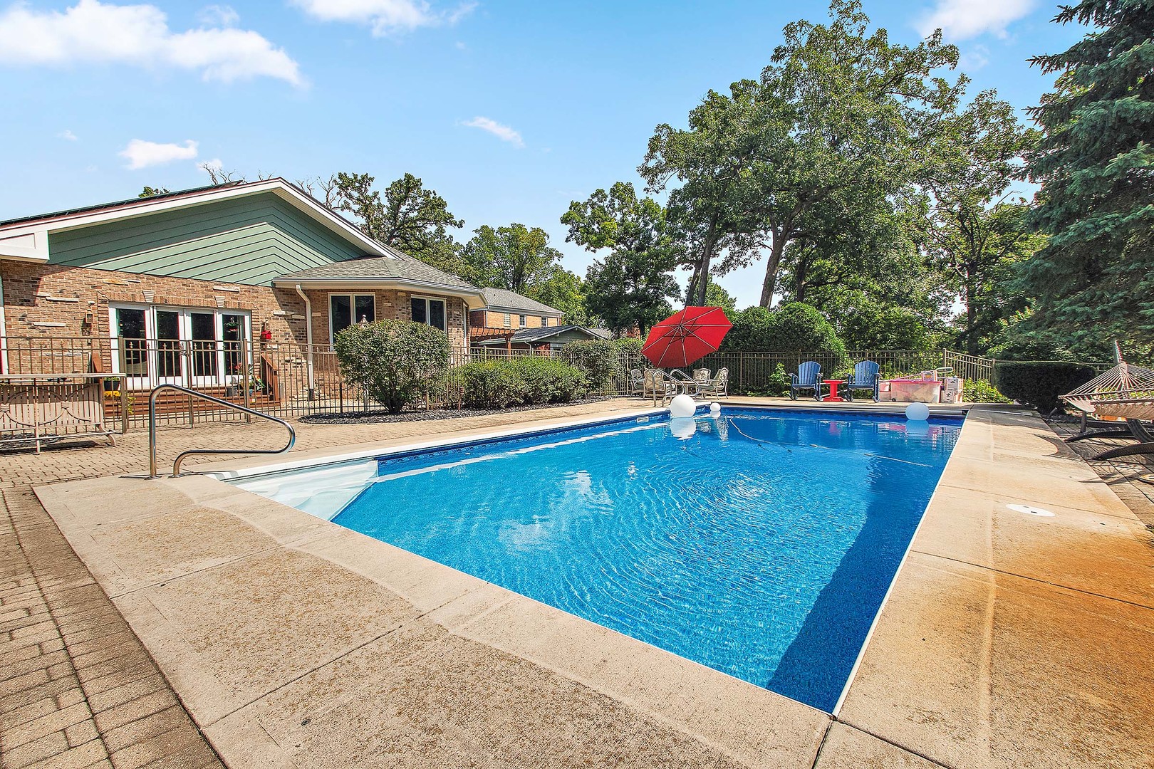 8703 W 123rd Street, Palos Park, IL 60464