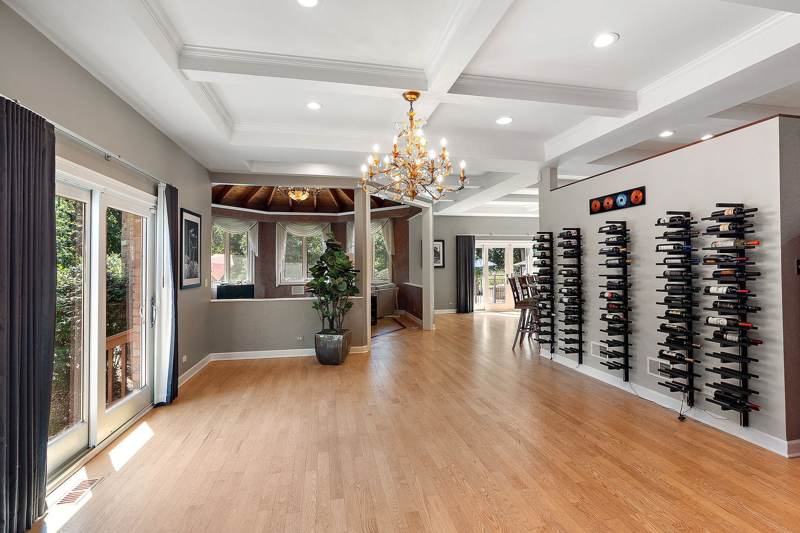 8703 W 123rd Street, Palos Park, IL 60464
