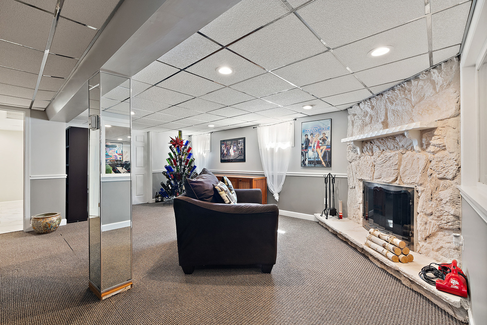 8703 W 123rd Street, Palos Park, IL 60464