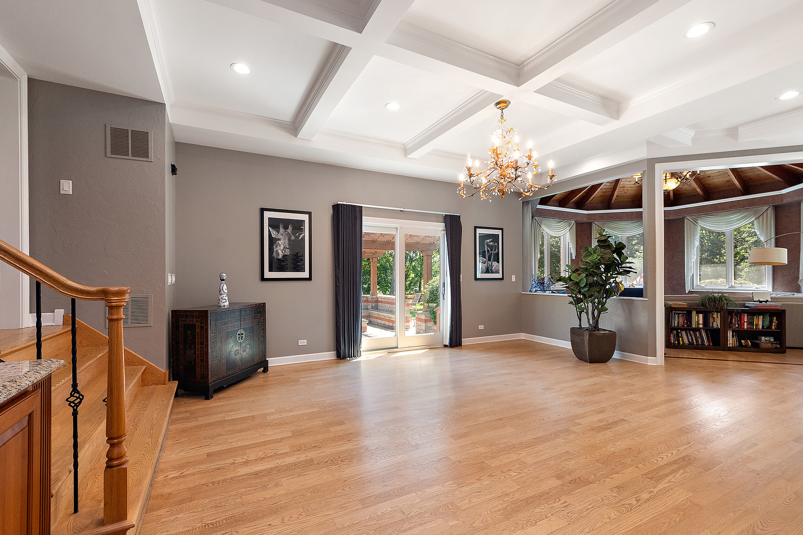 8703 W 123rd Street, Palos Park, IL 60464
