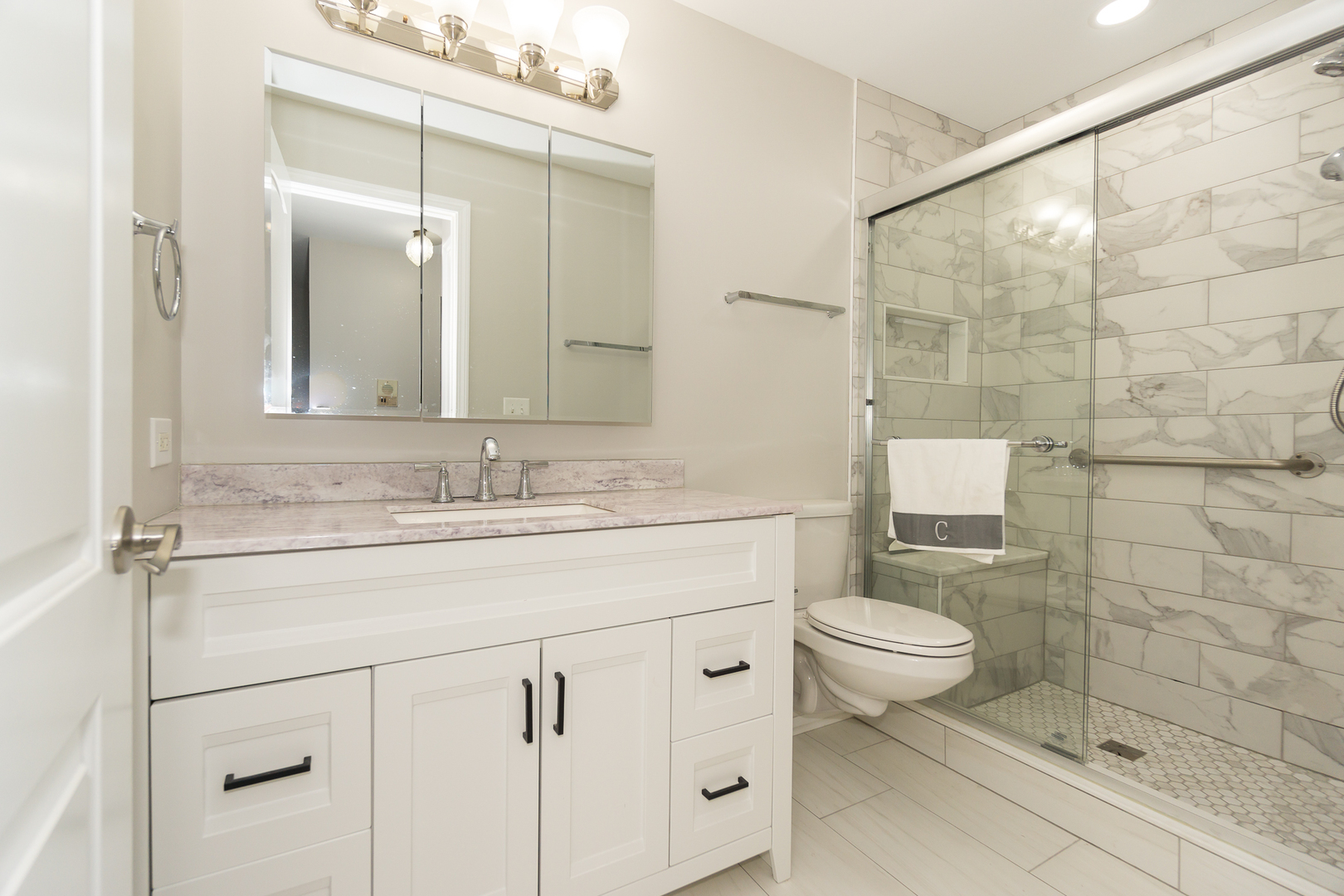 239 Mill Road #112A, Addison, IL 60101