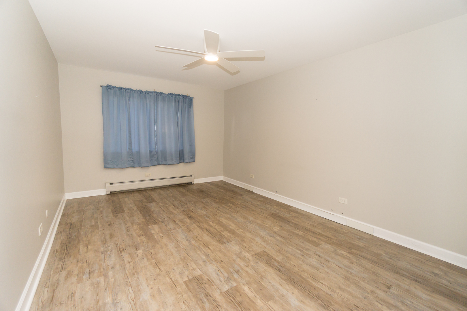 239 Mill Road #112A, Addison, IL 60101