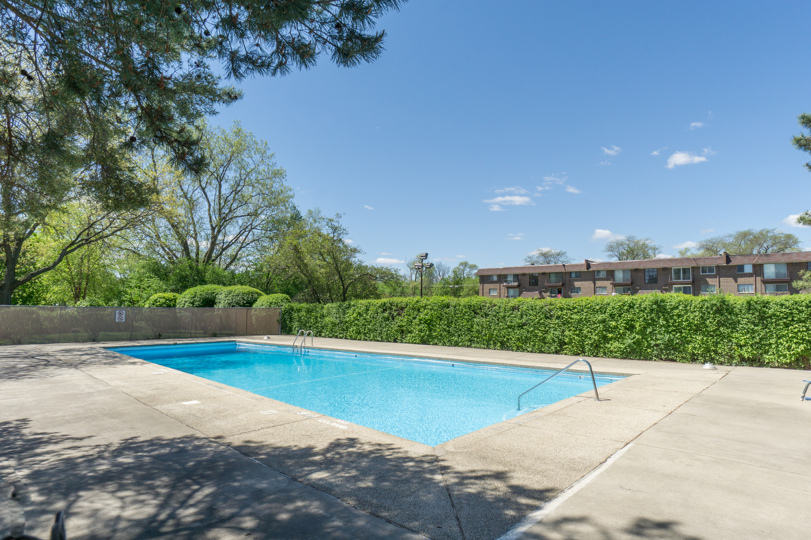 239 Mill Road #112A, Addison, IL 60101