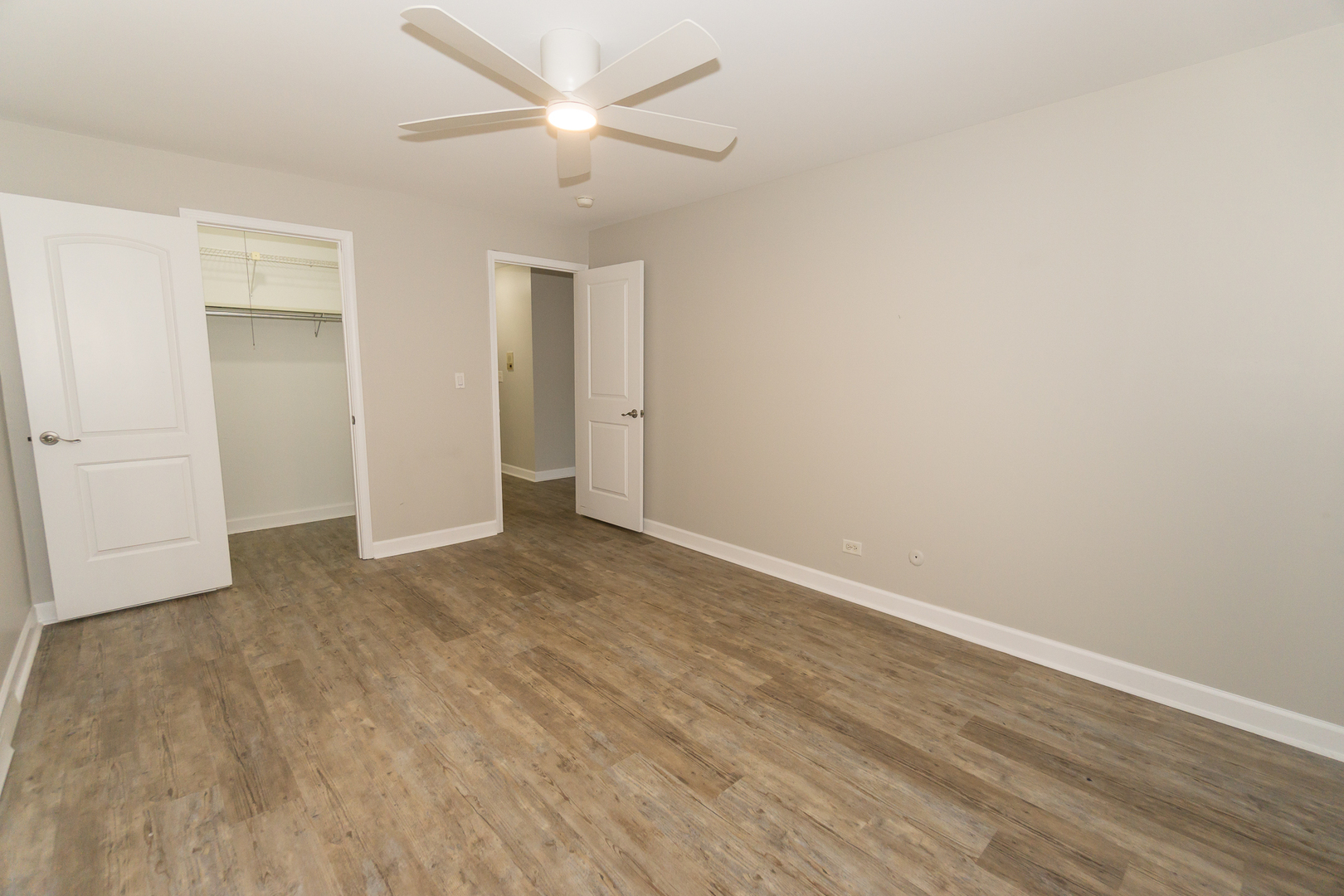 239 Mill Road #112A, Addison, IL 60101