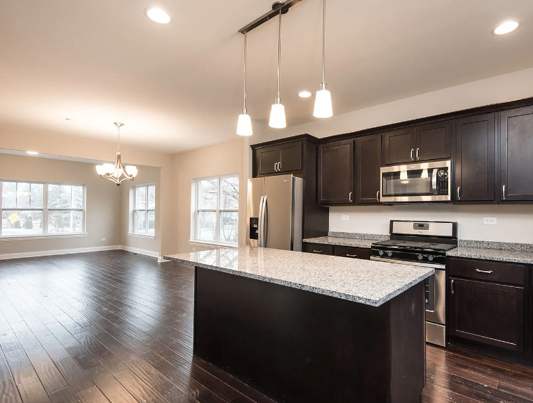 49 E 55th Street, Westmont, IL 60559