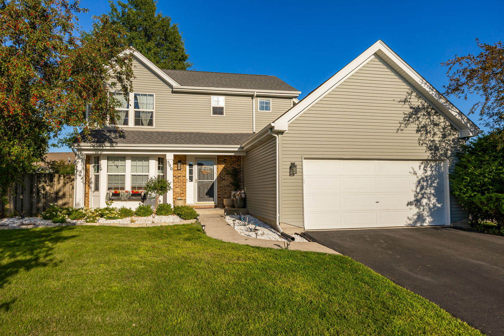 500 Half Moon Court, Oswego, IL 60543