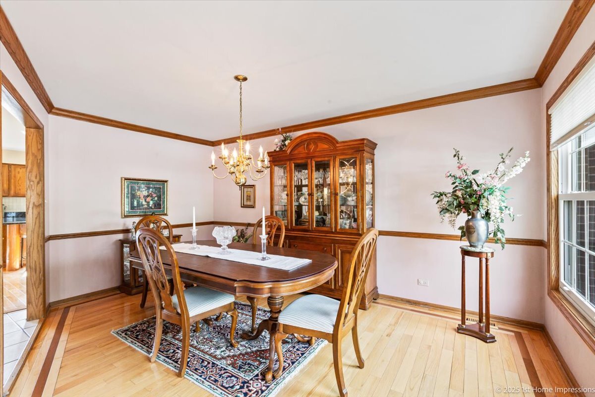 15007 Moorings Lane, Oak Forest, IL 60452